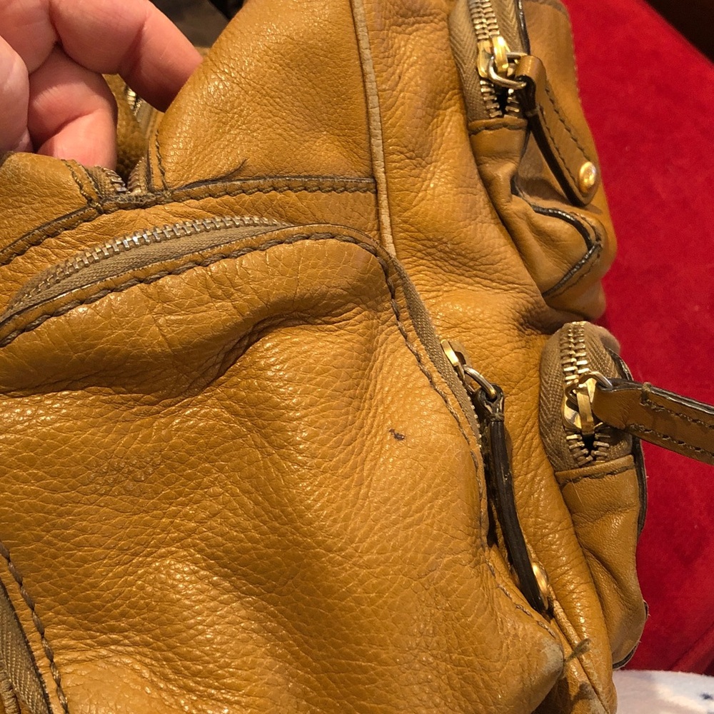 Tod’s Handbag - Picture 15 of 16